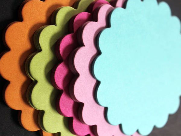 Scalloped Circles (Pack of 25)